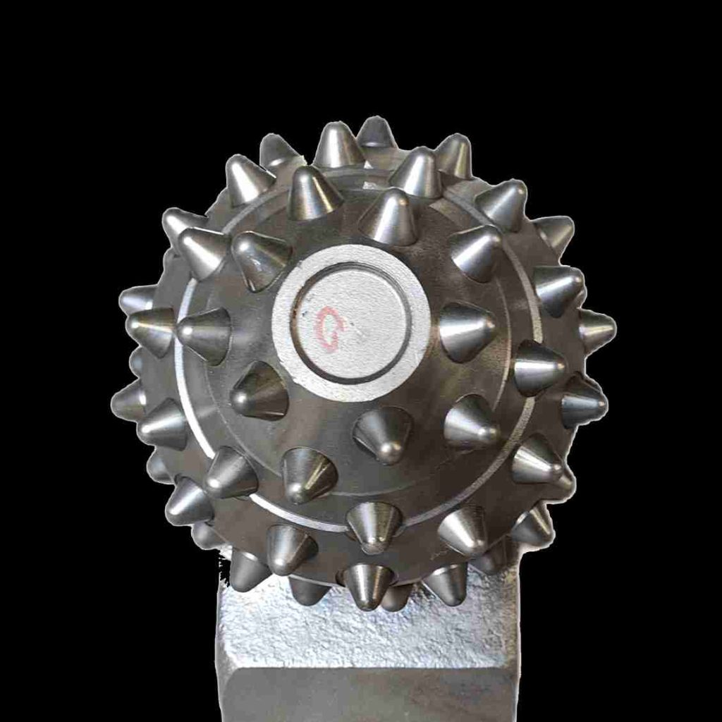 Professional piling rock roller bit with alloy teeth